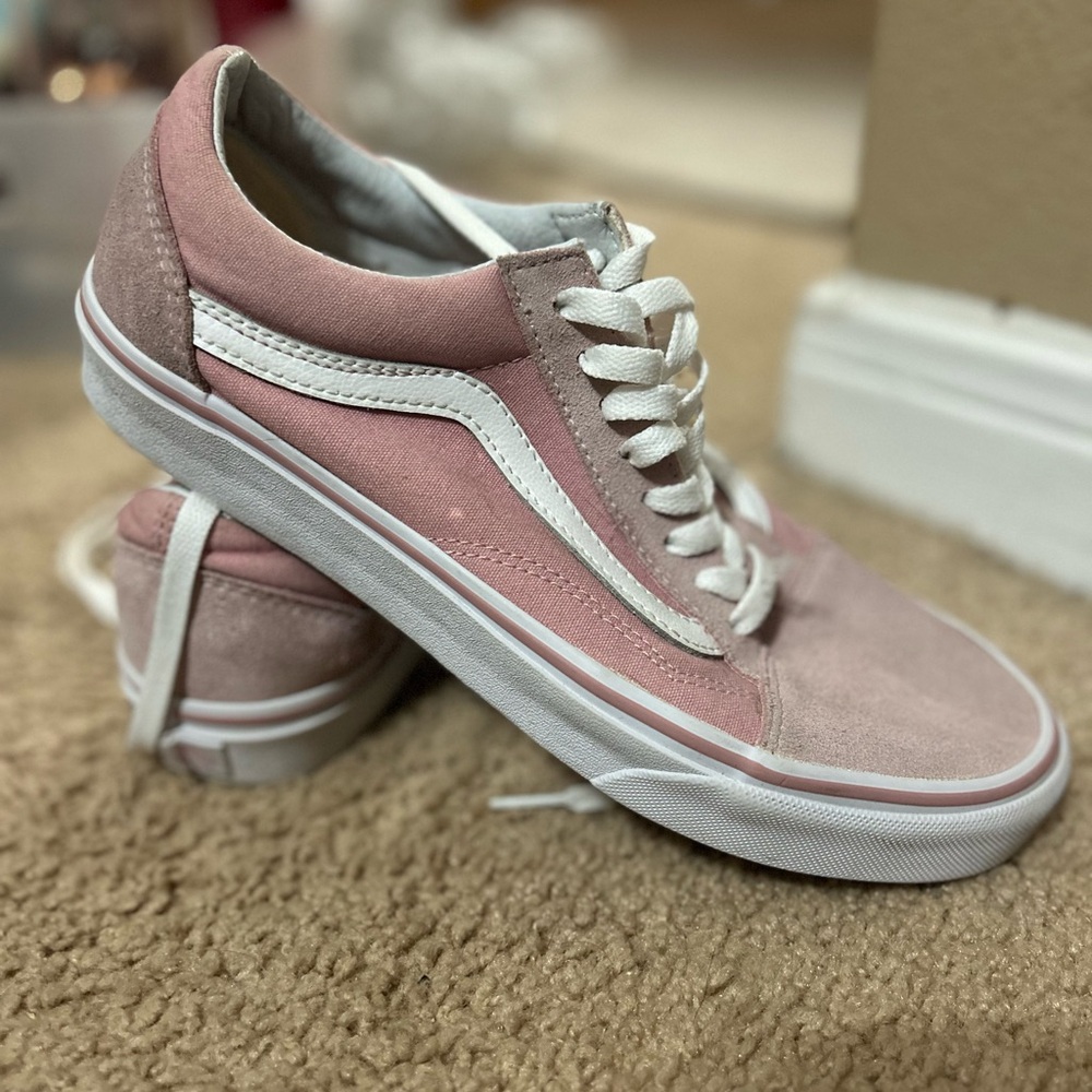 Vans Women's Blush Pink Suede Sneakers